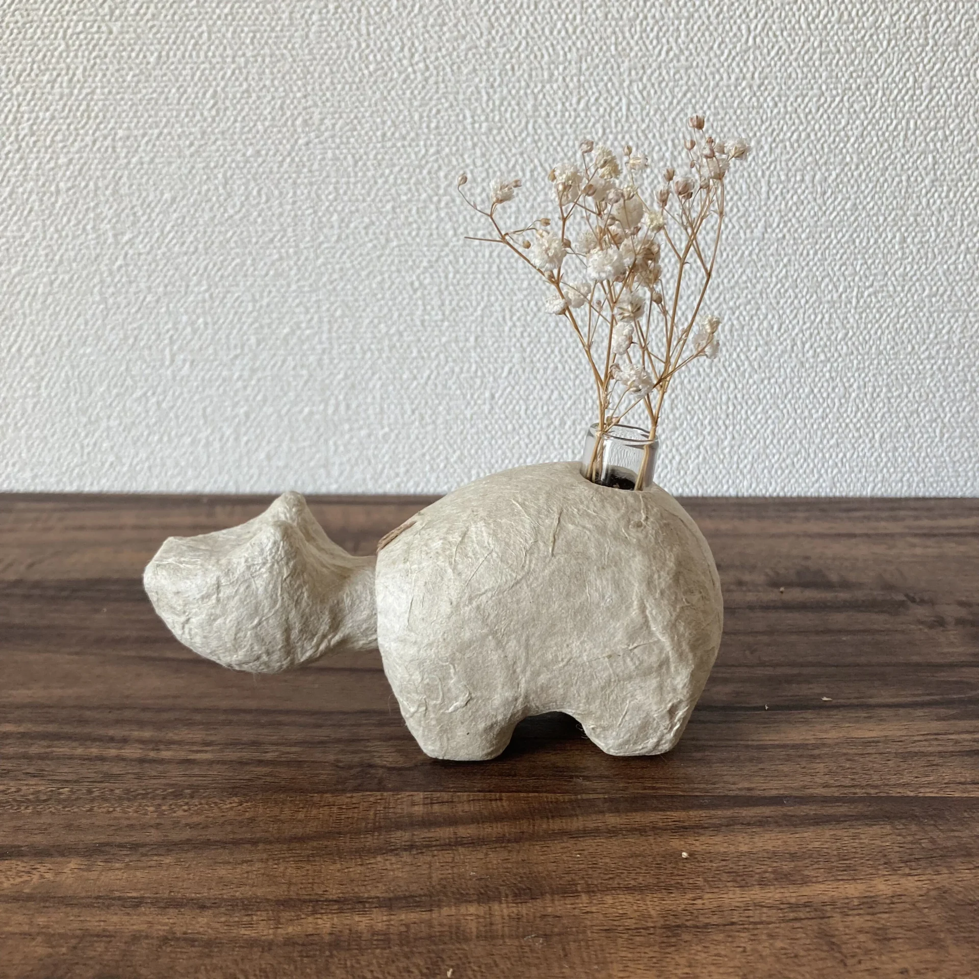 質感を楽しむ張り子の一輪挿し BEKOvase - 画像 (2)