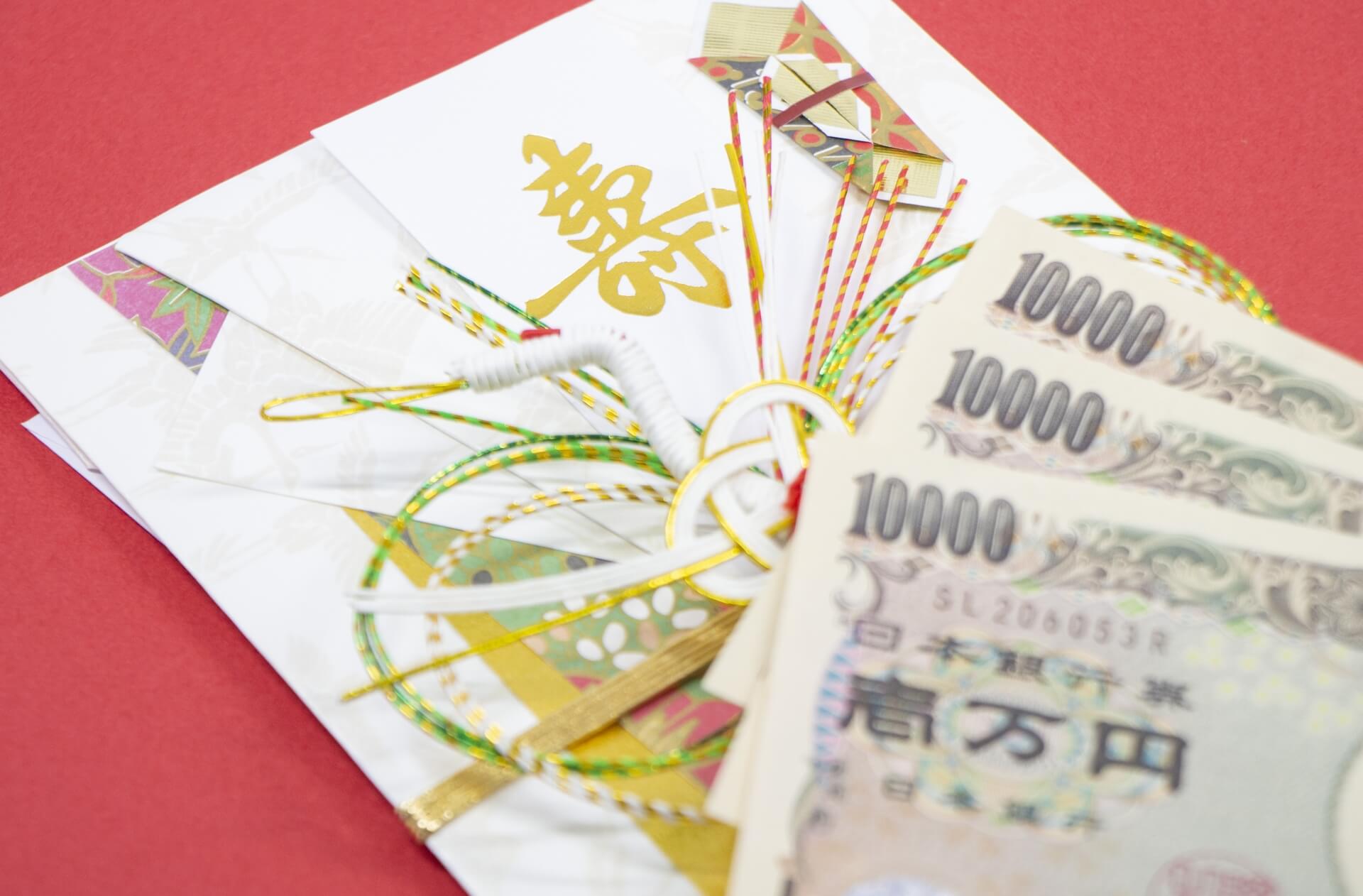 結婚祝いに現金を贈るのは失礼?プレゼントのマナーや注意点を解説